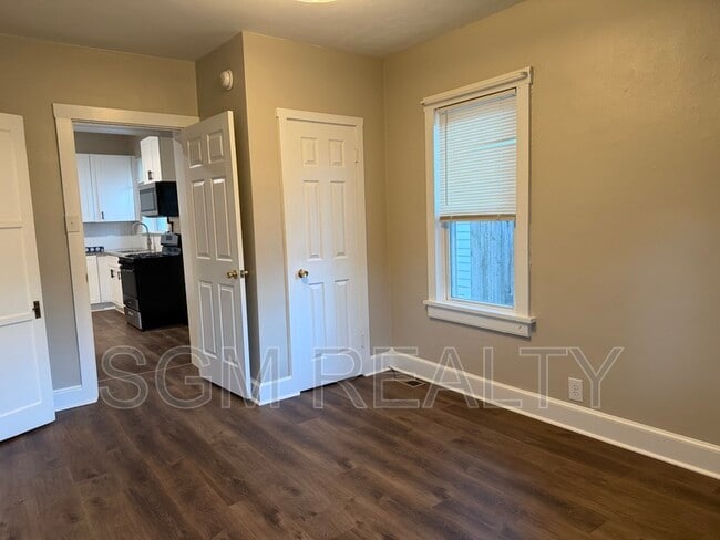 Photo - 316 W Mill St Unit Apt. 3