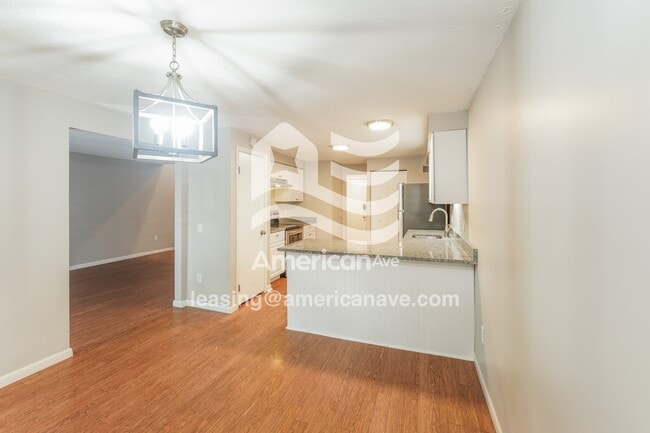 30 Tilegate Glen