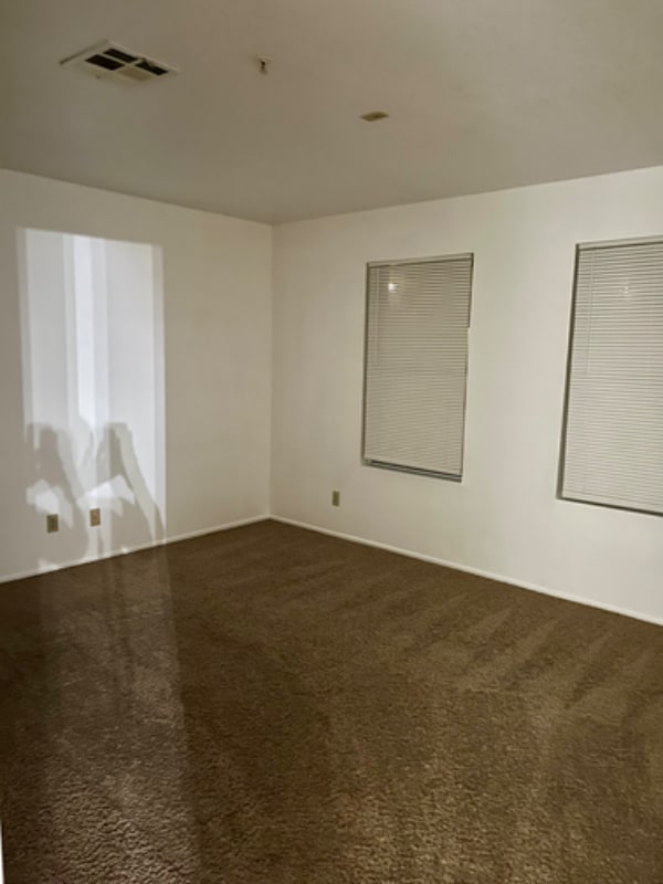 Photo - 2008 Mesquite Ln Unit B102