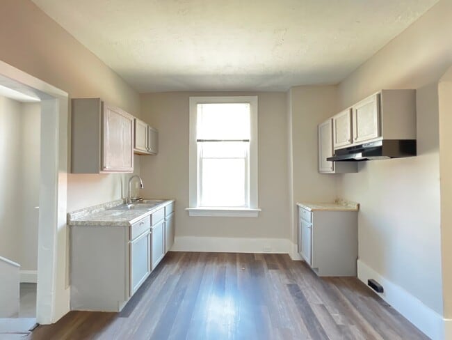 Photo - 1548 Lingo St Unidad 2