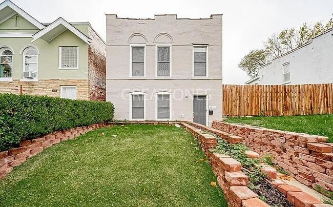 Building Photo - 3416 Gasconade St