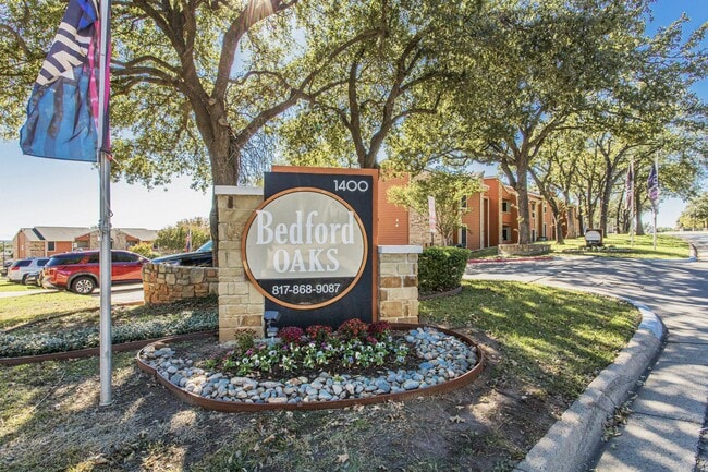 Photo - Bedford Oaks