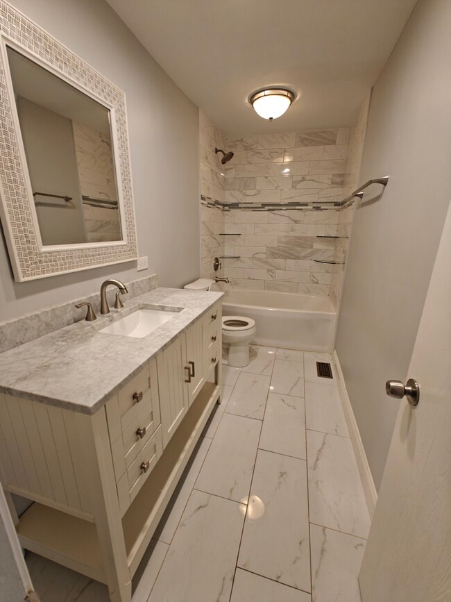 Photo - 1410 N Whispering Springs Cir