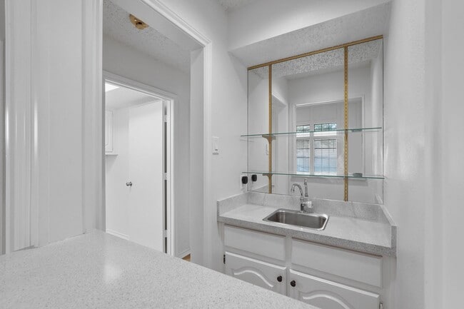 Photo - 4031 St Christopher Ln Unit 4033