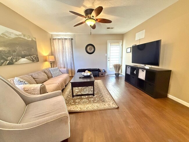 Photo - Beautiful Updated 3 Bedroom / 2 Bathroom Home in Prime Rio Rancho Location