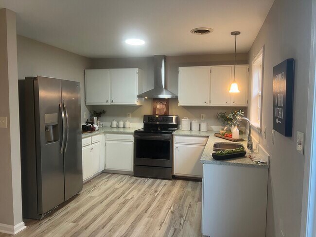 138 Georgetown Sq