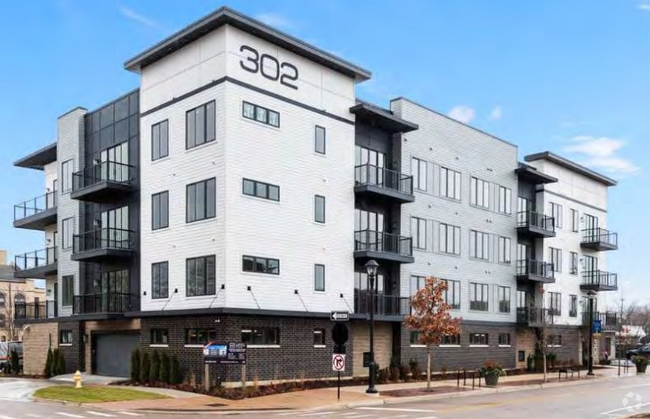 Building Photo - 302 W Liberty Dr Unit 405 Rental