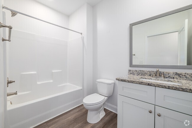 3BR, 2BA - Hall Bathroom