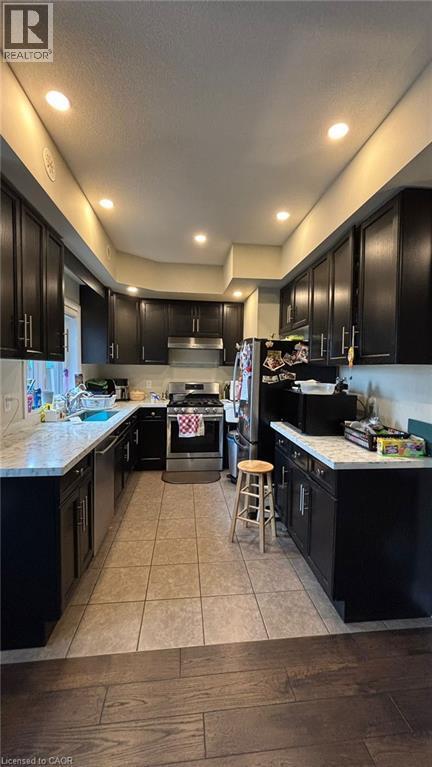 Photo - 70 Willowrun Dr