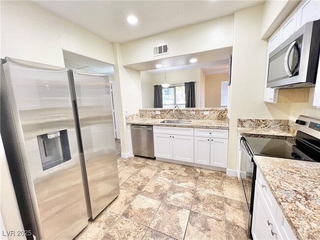 Photo - 8000 W Badura Ave Unidad 1050