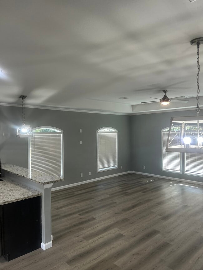 Photo - 6599 Johnson Ln