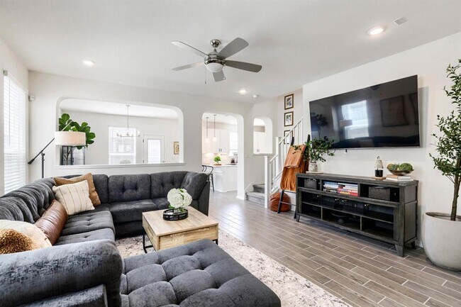 Photo - 6504 Albany Sleigh Dr