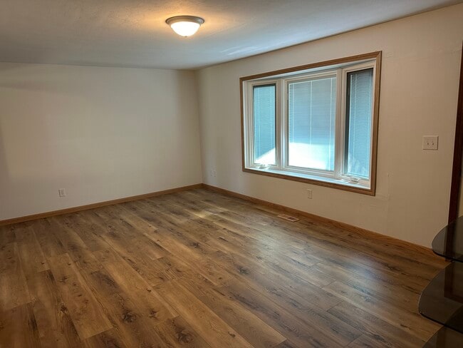 Photo - 2639 Debbie Dr