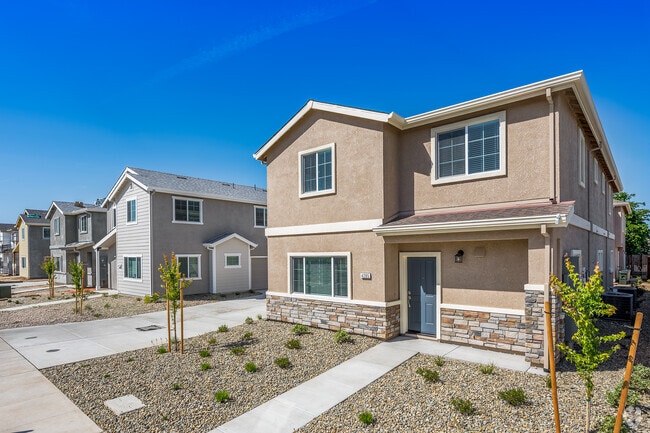 Building Photo - Astoria Place