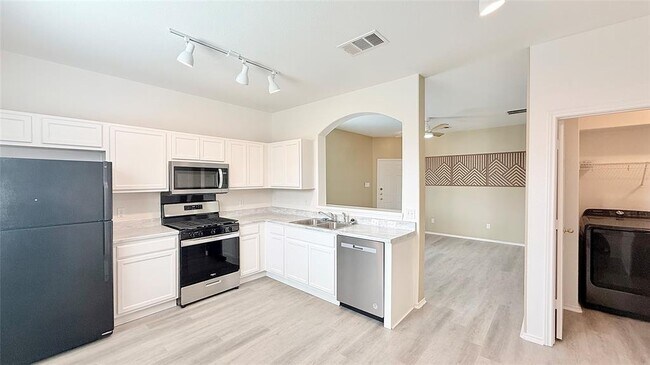 Photo - 14613 Walt Whitman Trail Unit B