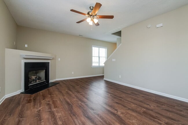 Photo - 1969 Shadow Glen Dr