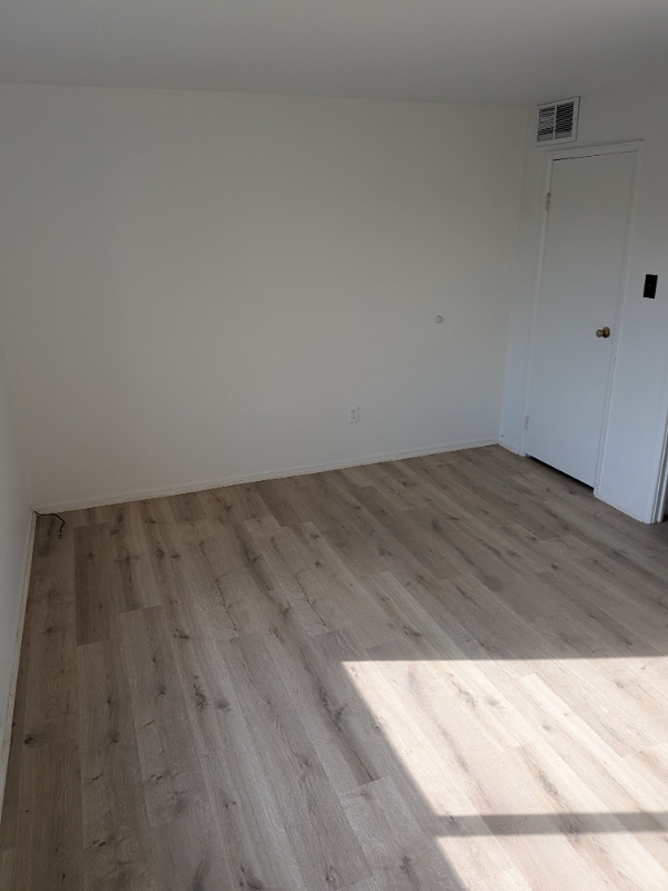 Photo - 87 Lancaster Estates