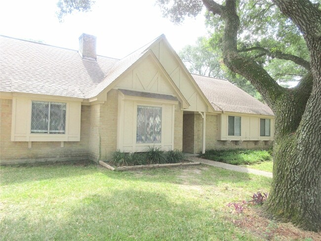 Photo - 3022 Kenross St