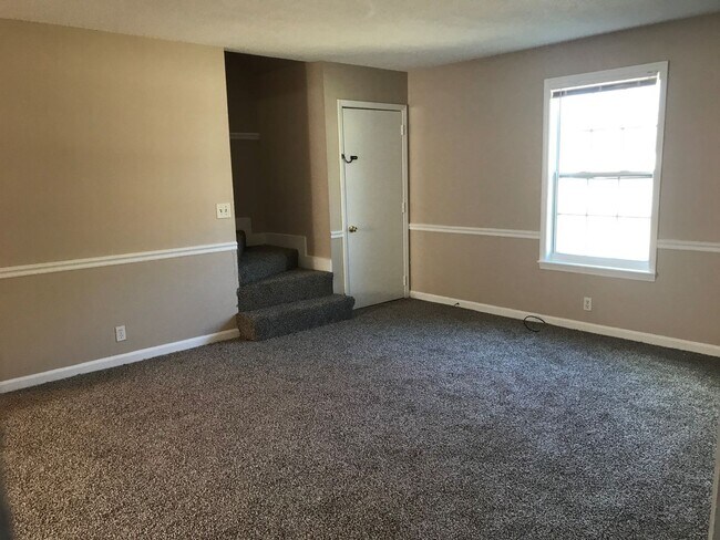 Photo - 2563B Carriage Dr Unidad 1