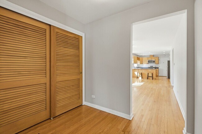 Photo - 556 Barton Ave Unit 1