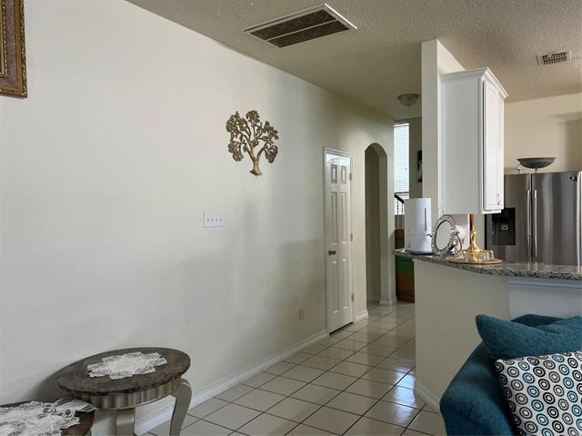 Photo - 1402 Westglen Dr