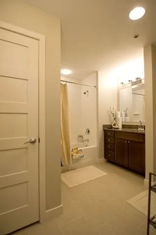 Photo - 420 Quequechan St Unidad 201