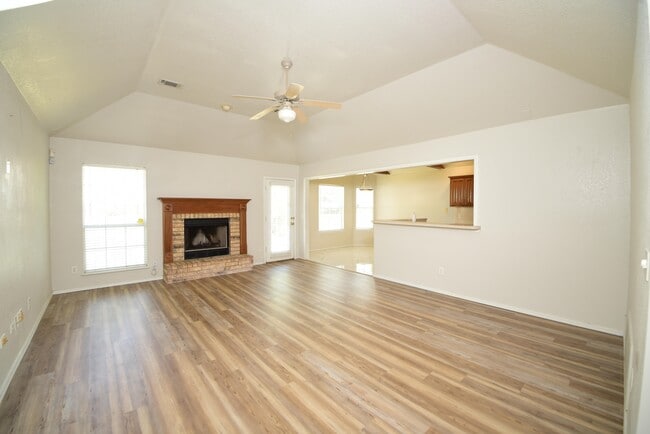 Photo - 11255 S 105th E Ave