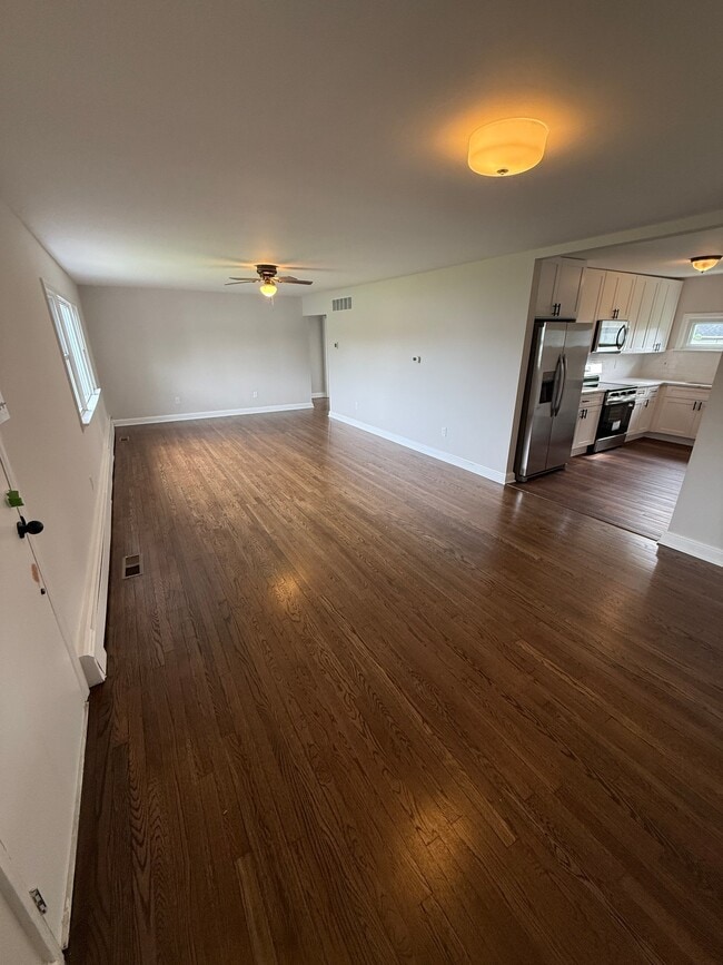 Photo - 17 Maloney Rd