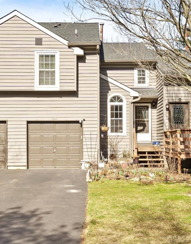 Building Photo - 31 Chicopee Dr