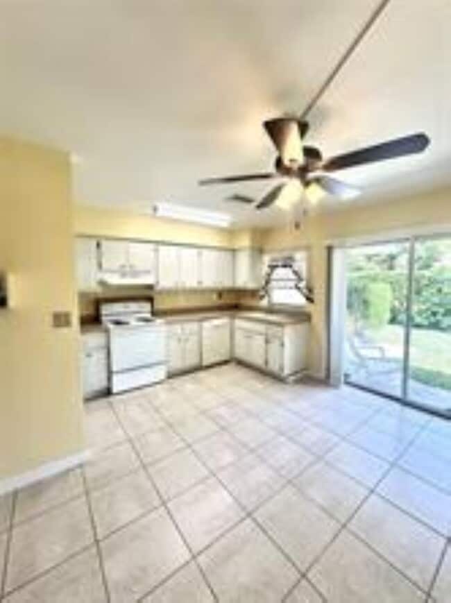 Photo - 2719 NE 32nd St Unit 2