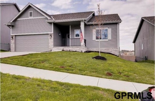 For Rent! - For Rent! House
