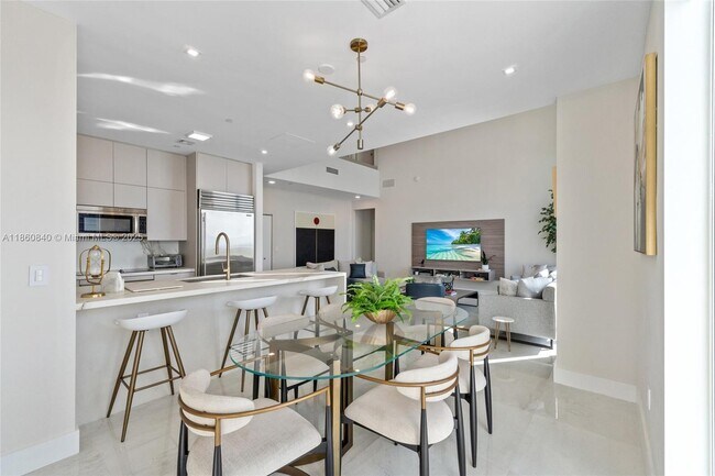 Photo - 950 Brickell Bay Dr Unit 5507