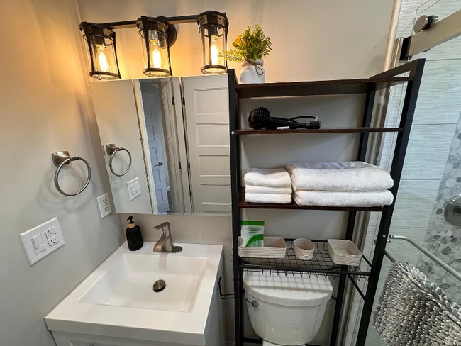 Photo - 1607 Catalpa Dr Unidad 1607 Catalpa