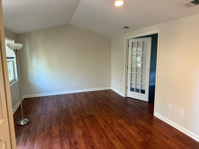 Photo - 415 2nd Ave Unit 415 2nd Ave, Dunedin