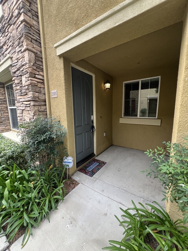 Photo - 30505 Canyon Hills Rd