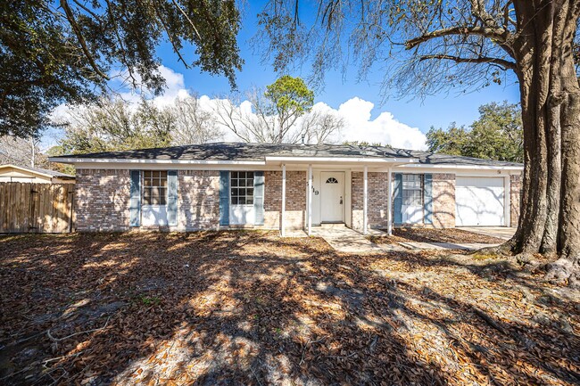 Charming 3-Bed, 2-Bath Home in Pascagoula ... - Charming 3-Bed, 2-Bath Home in Pascagoula ...