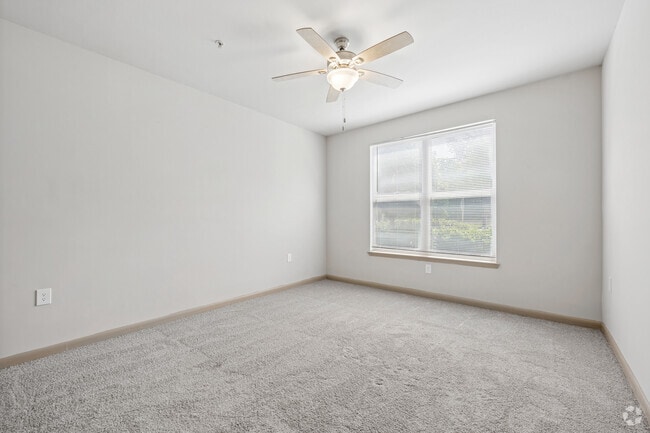 3BR, 2BA - 1,204SF - Primary Bedroom