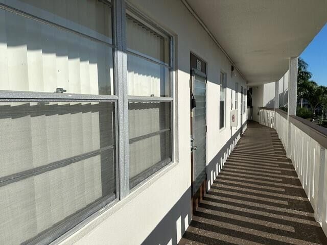 Building Photo - 3032 Hythe B