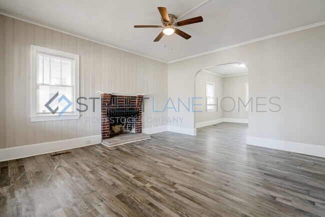 NOW OFFERING $250 OFF FIRST FULL MONTH IF ...