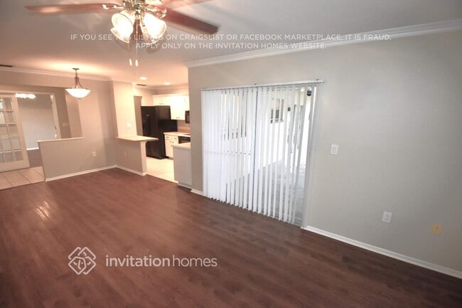 Photo - 11840 69th Way