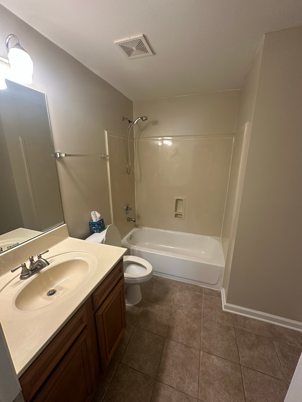 Photo - 1045 E Rossiland Cir