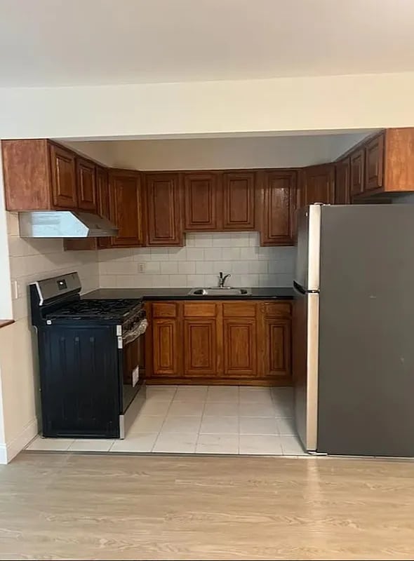 Photo - 141-33 Pershing Crescent