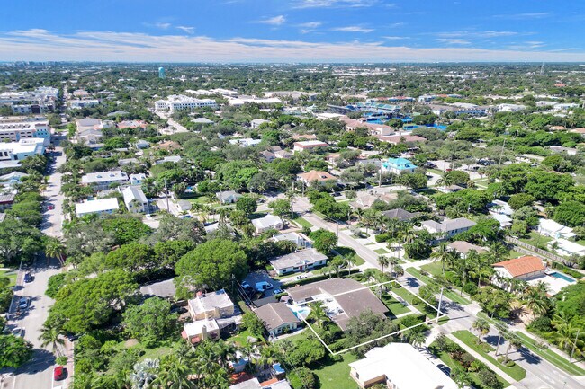 Photo - 221 N Swinton Ave