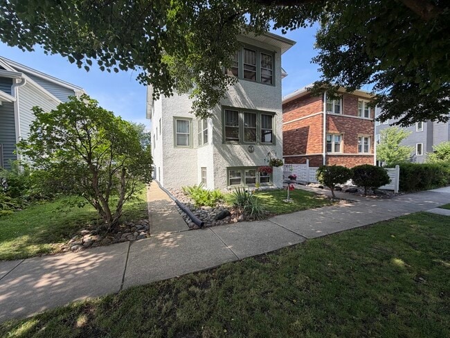 Photo - 9002 Sheridan Ave