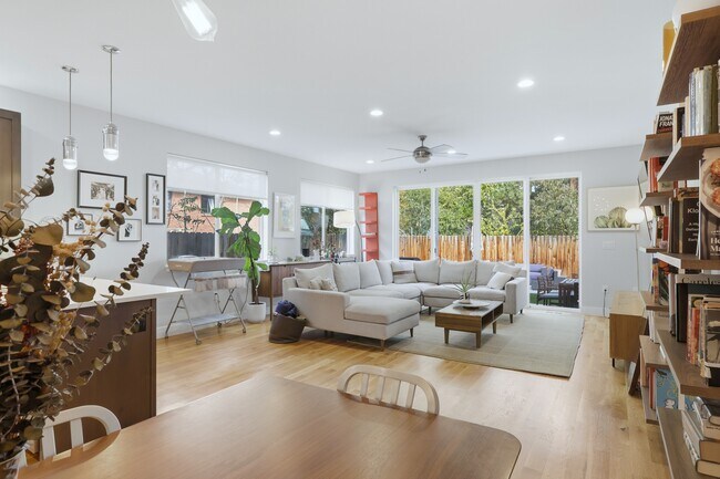 Photo - 1497 W 44th Ave