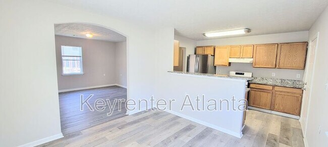 Photo - 41 Meldon Ave SE