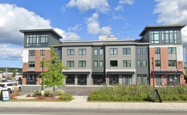 Building Photo - 71 Legacy Blvd Unit 410