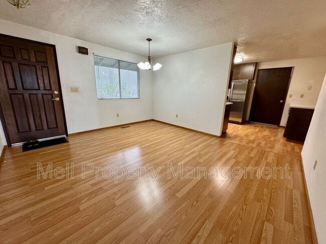 Photo - 50 E Vine Maple Ln