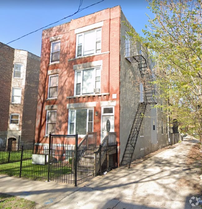 Building Photo - 6045 S Rhodes Ave Unit 3R Rental