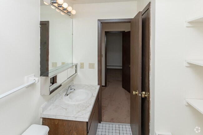 Estudio, 1BA - 435SF - Woodmere Apartments